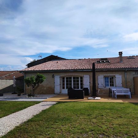 Domaine Des Pres De Joussac - Protocole Sanitaire Strict Villa Jau-Dignac-et-Loirac ภายนอก รูปภาพ
