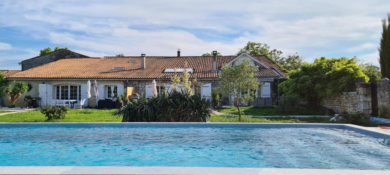 Domaine Des Pres De Joussac - Protocole Sanitaire Strict Villa Jau-Dignac-et-Loirac ภายนอก รูปภาพ