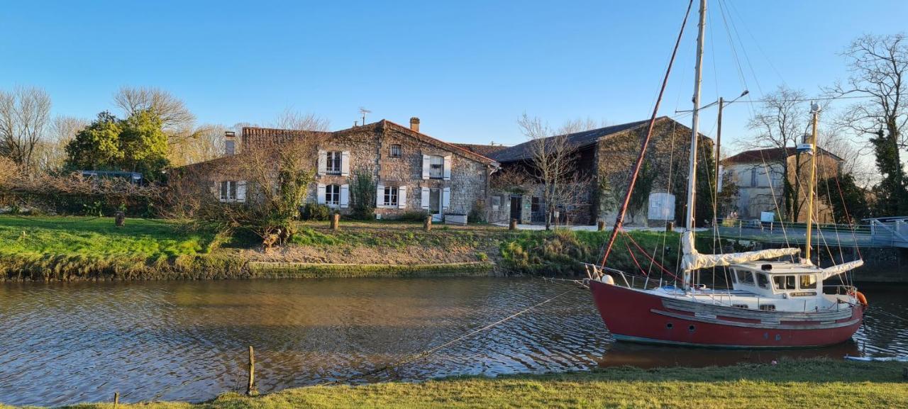 Domaine Des Pres De Joussac - Protocole Sanitaire Strict Villa Jau-Dignac-et-Loirac ภายนอก รูปภาพ