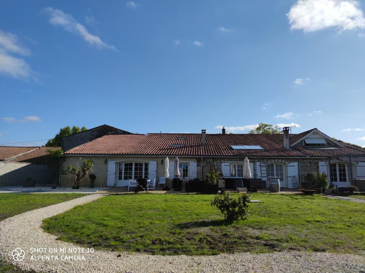 Domaine Des Pres De Joussac - Protocole Sanitaire Strict Villa Jau-Dignac-et-Loirac ภายนอก รูปภาพ