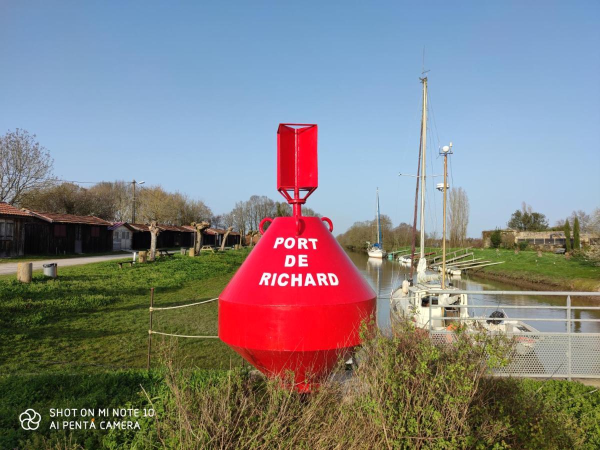 Domaine Des Pres De Joussac - Protocole Sanitaire Strict Villa Jau-Dignac-et-Loirac ภายนอก รูปภาพ