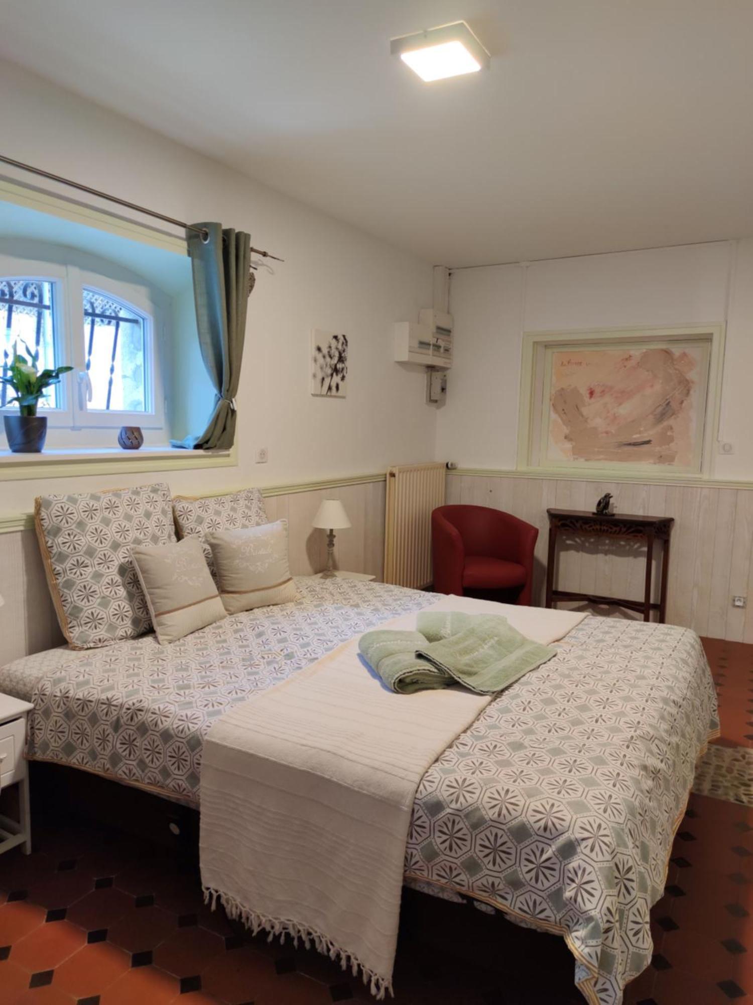 Domaine Des Pres De Joussac - Protocole Sanitaire Strict Villa Jau-Dignac-et-Loirac ภายนอก รูปภาพ