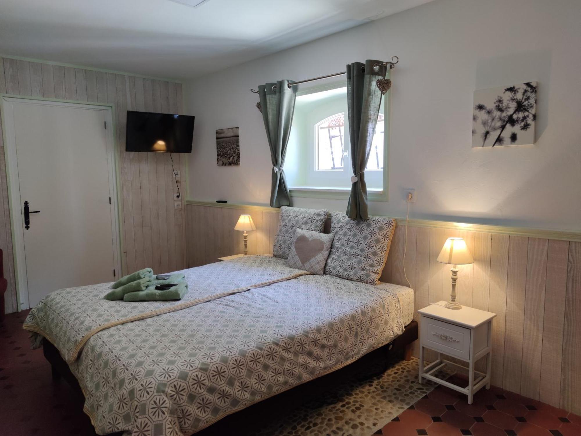 Domaine Des Pres De Joussac - Protocole Sanitaire Strict Villa Jau-Dignac-et-Loirac ภายนอก รูปภาพ